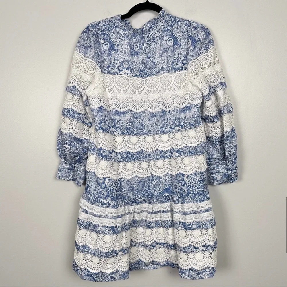 🤍HYACINTH HOUSE Lace Trim Blue Etched
Floral Emmie Mini Dress🩵 - Picture 4 of 11